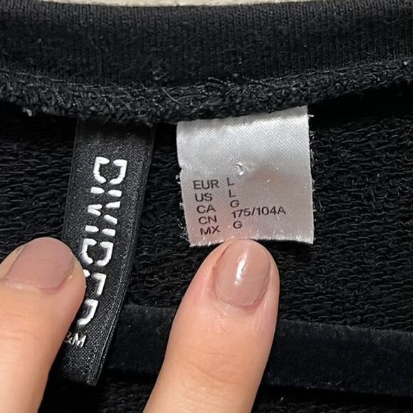 H&M Halloween Black Cat Short Sleeve Mid Length Casual Costume T-Shirt Size L - Picture 4 of 6